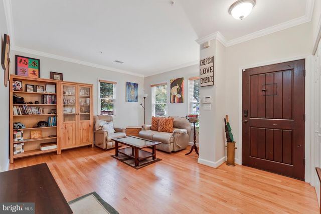 10804 HOBSON ST, Kensington, MD 20895