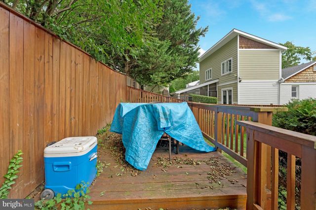 10804 HOBSON ST, Kensington, MD 20895