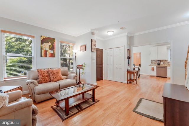 10804 HOBSON ST, Kensington, MD 20895