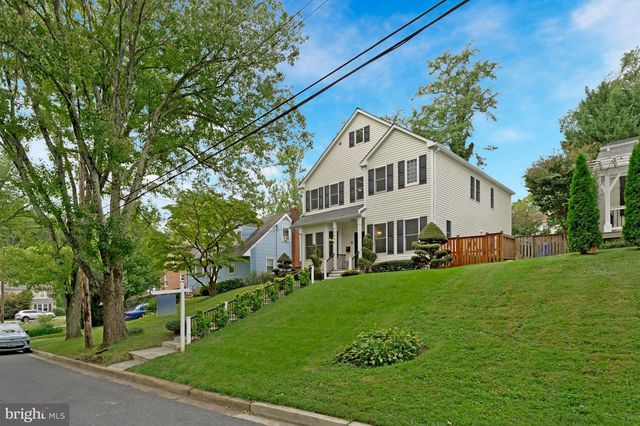 10804 HOBSON ST, Kensington, MD 20895