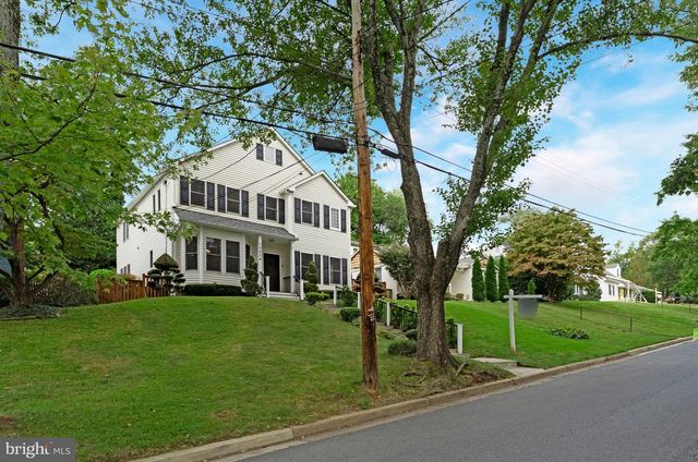 10804 HOBSON ST, Kensington, MD 20895
