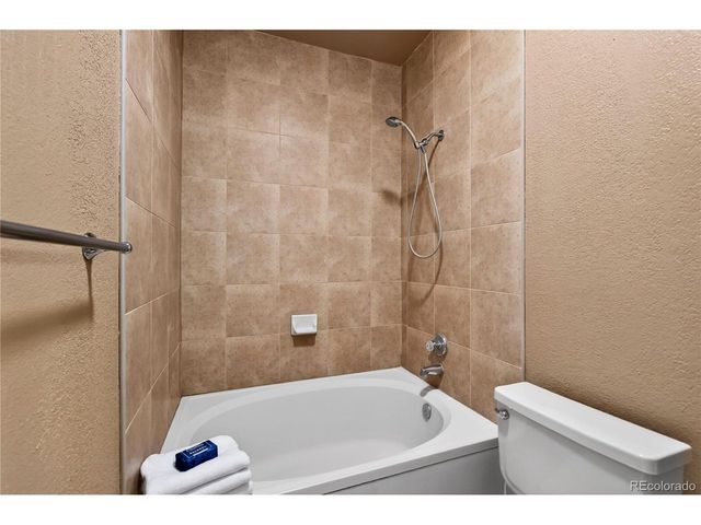 4760 S Wadsworth Blvd H101, Littleton, CO 80123