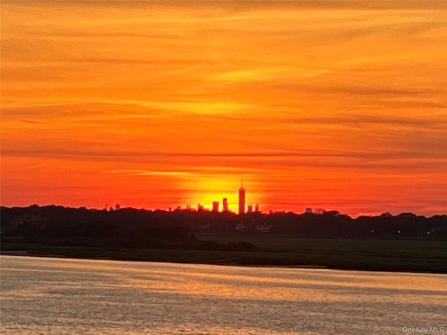 781 W Park Avenue, Long Beach, NY 11561