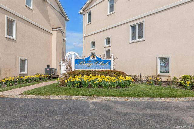 781 W Park Avenue, Long Beach, NY 11561