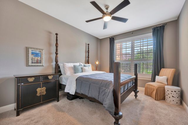 944 Highpoint Way, Roanoke, TX 76262