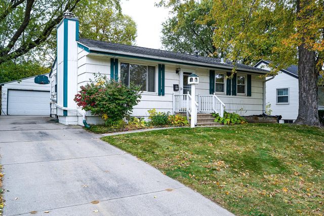 650 36th Avenue NW, Rochester, MN 55901