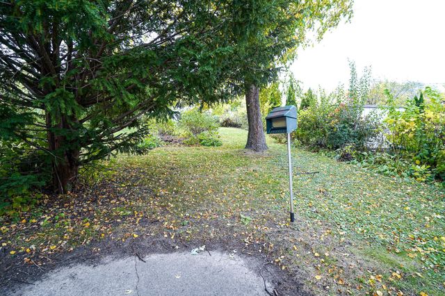 650 36th Avenue NW, Rochester, MN 55901