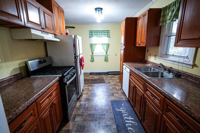 650 36th Avenue NW, Rochester, MN 55901