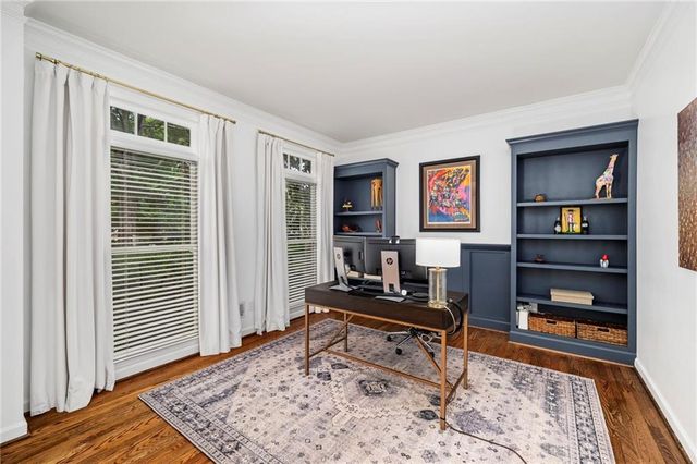 210 Hamilton Way, Roswell, GA 30075