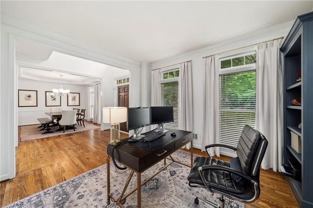 210 Hamilton Way, Roswell, GA 30075