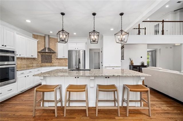 210 Hamilton Way, Roswell, GA 30075