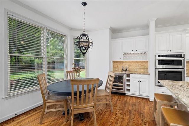 210 Hamilton Way, Roswell, GA 30075