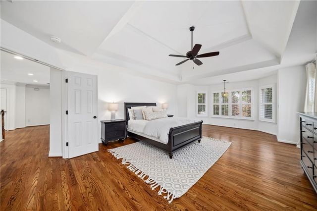 210 Hamilton Way, Roswell, GA 30075