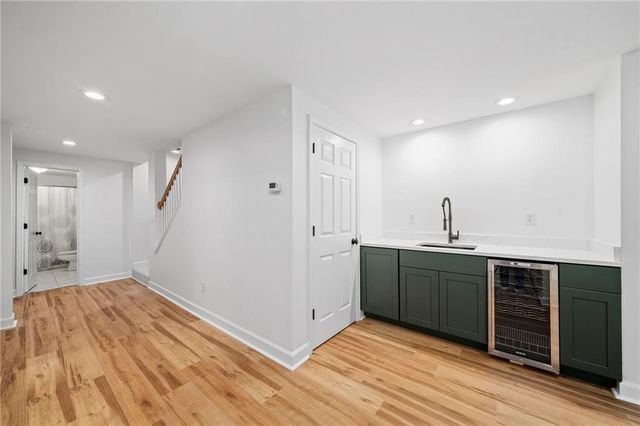 210 Hamilton Way, Roswell, GA 30075