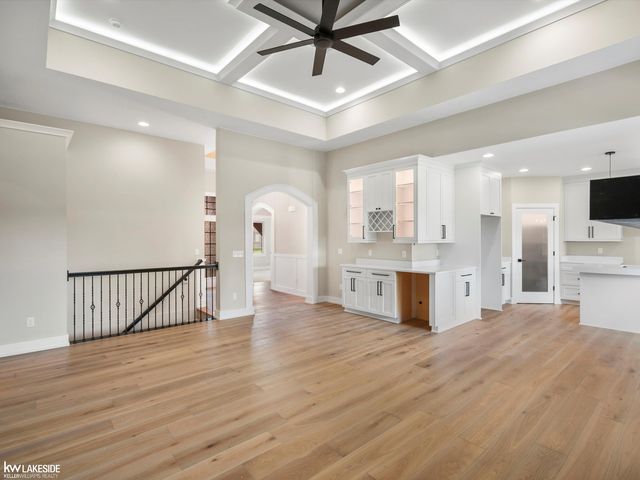 19307 Springbrook Drive, Macomb Twp, MI 48044