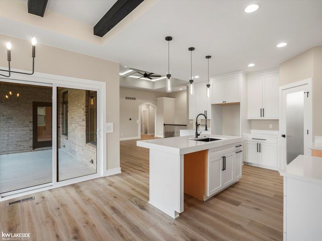 19307 Springbrook Drive, Macomb Twp, MI 48044