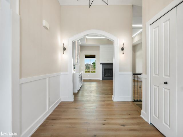 19307 Springbrook Drive, Macomb Twp, MI 48044