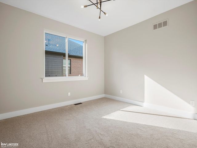 19307 Springbrook Drive, Macomb Twp, MI 48044