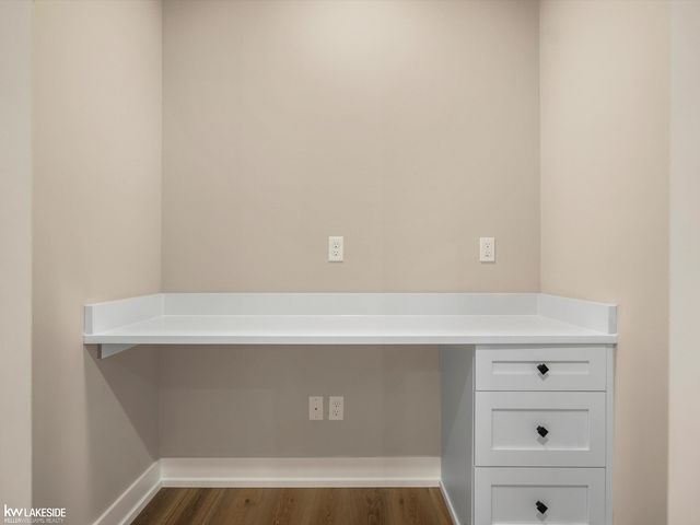 19307 Springbrook Drive, Macomb Twp, MI 48044