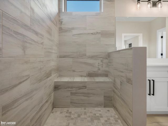 19307 Springbrook Drive, Macomb Twp, MI 48044