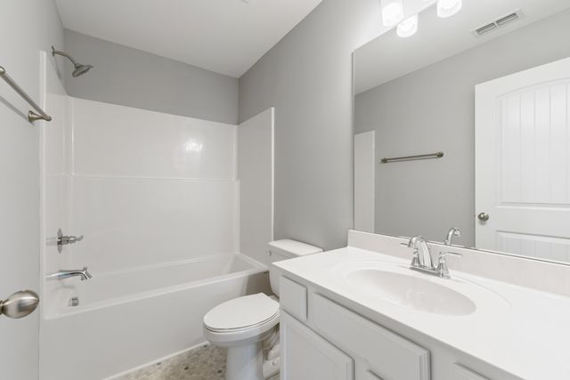 108 Stonehenge Circle, Manchester, TN 37355