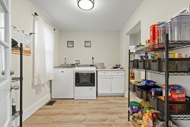 1 Ralph Ave, Worcester, MA 01604