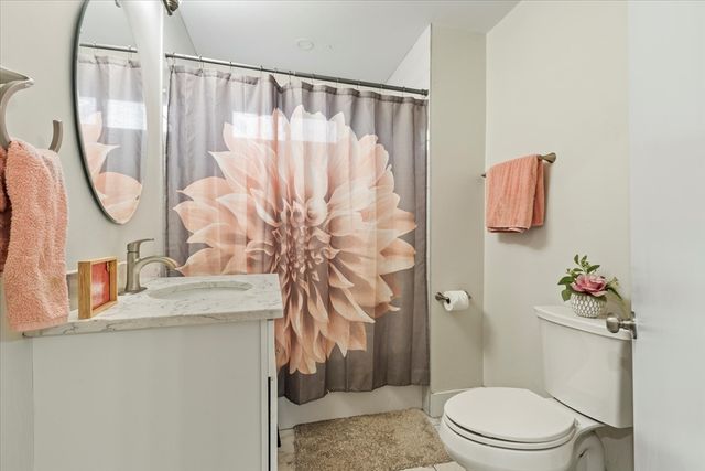 1 Ralph Ave, Worcester, MA 01604