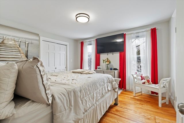 1 Ralph Ave, Worcester, MA 01604