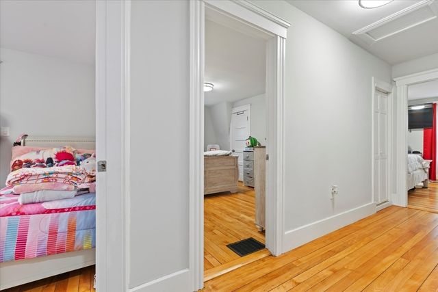 1 Ralph Ave, Worcester, MA 01604