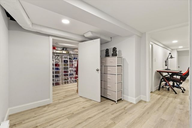 1 Ralph Ave, Worcester, MA 01604