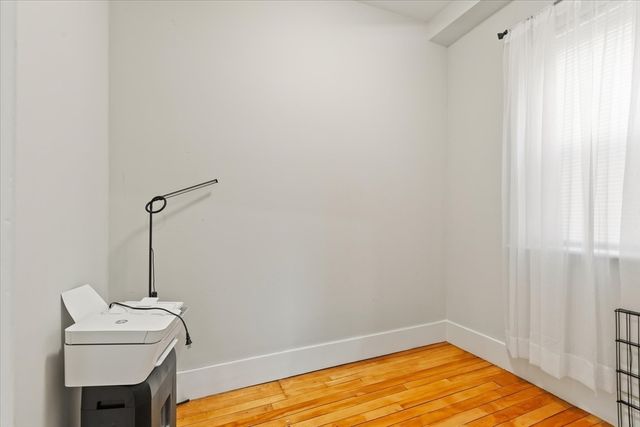 1 Ralph Ave, Worcester, MA 01604