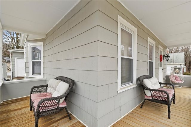 1 Ralph Ave, Worcester, MA 01604