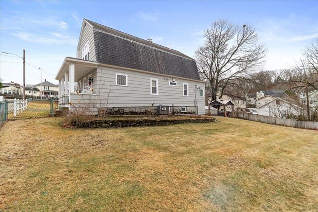 1 Ralph Ave, Worcester, MA 01604