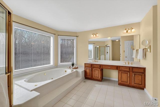 17755 Drummer Lane, Wildwood, MO 63005