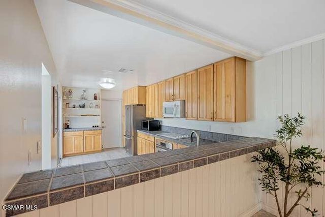 32040 Waterside Lane, Westlake Village, CA 91361