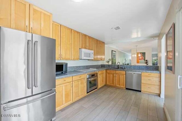 32040 Waterside Lane, Westlake Village, CA 91361