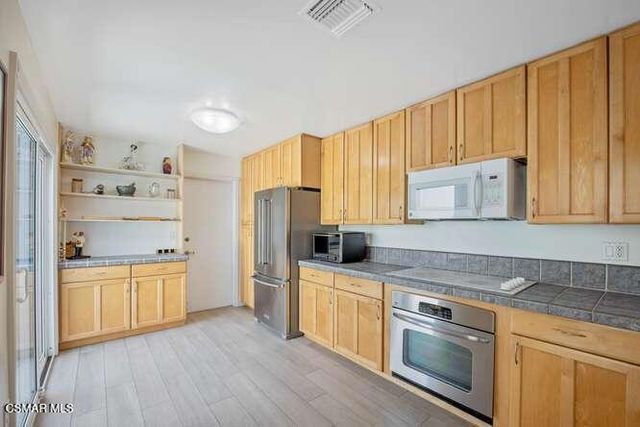 32040 Waterside Lane, Westlake Village, CA 91361