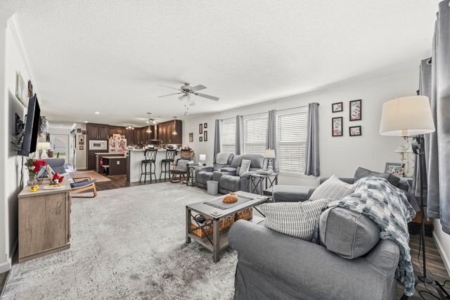 1004 Greencrest Ct., Conway, SC 29526