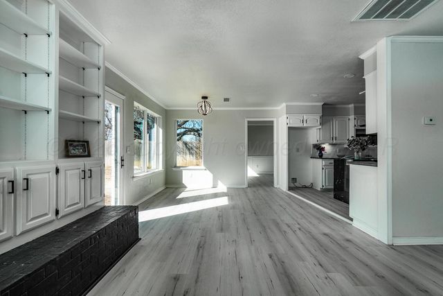 2414 14th Avenue, Canyon, TX 79015