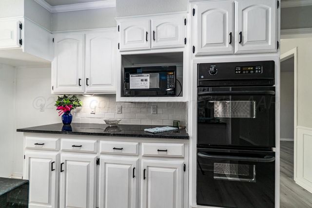 2414 14th Avenue, Canyon, TX 79015