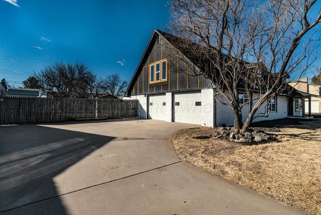 2414 14th Avenue, Canyon, TX 79015