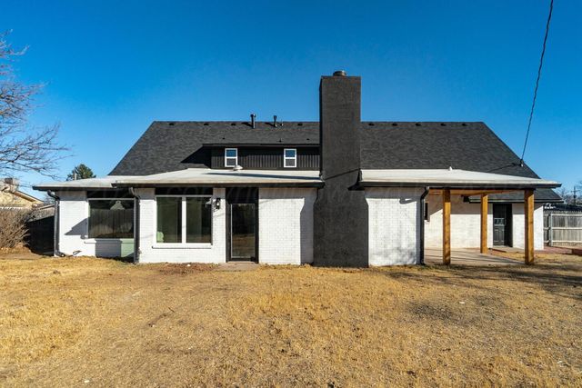 2414 14th Avenue, Canyon, TX 79015