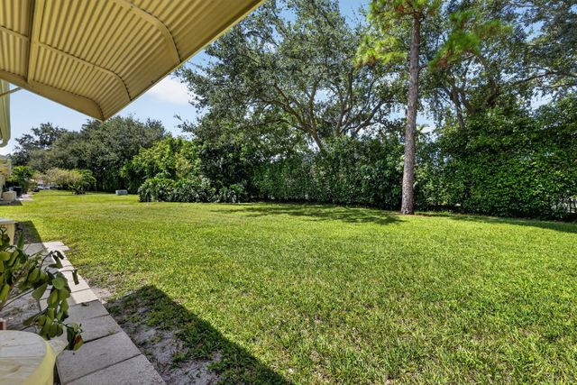 5181 LAKEFRONT Boulevard B, Delray Beach, FL 33484