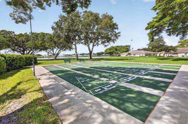 5181 LAKEFRONT Boulevard B, Delray Beach, FL 33484