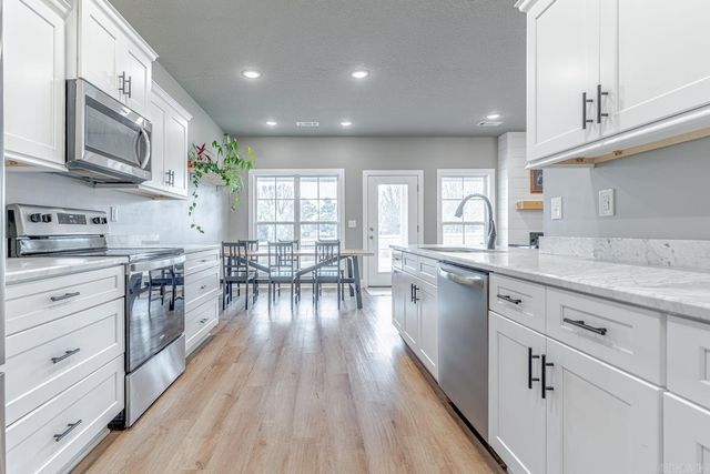 4725 Edgemont Dr, Jonesboro, AR 72405