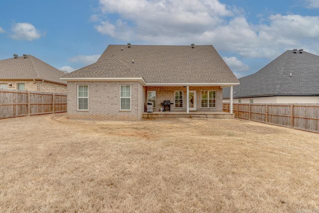 4725 Edgemont Dr, Jonesboro, AR 72405