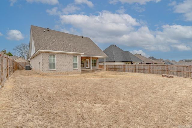 4725 Edgemont Dr, Jonesboro, AR 72405