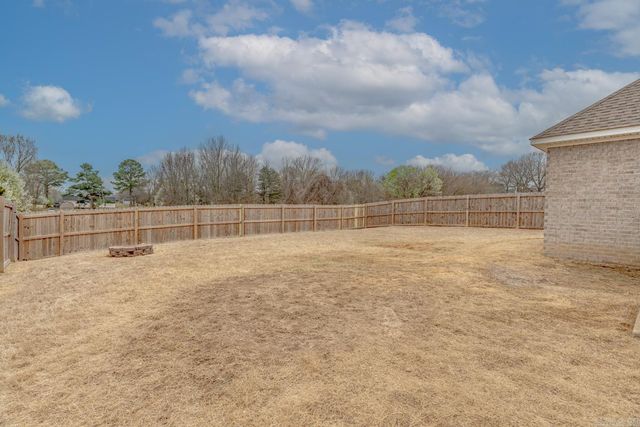 4725 Edgemont Dr, Jonesboro, AR 72405