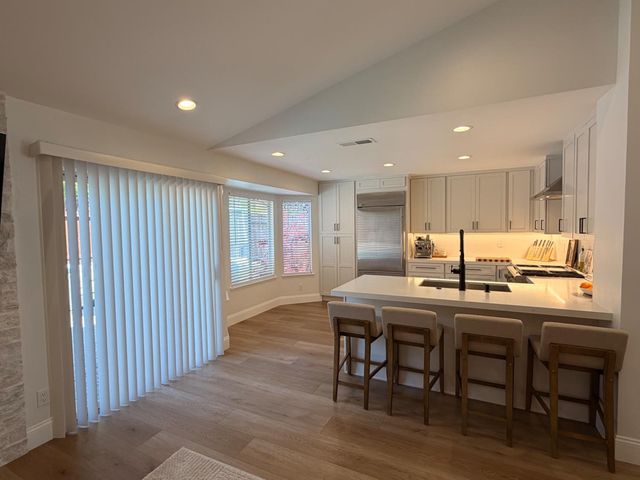 2222 Thurton Dr, Roseville, CA 95747