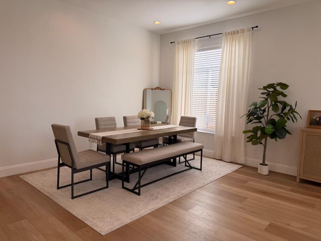 2222 Thurton Dr, Roseville, CA 95747